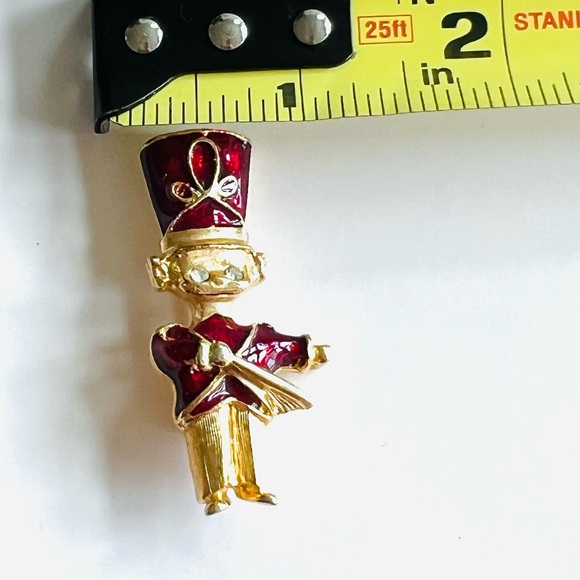 Vintage Little Drummer Boy rhinestone & enamel pin brooch - Picture 5 of 6